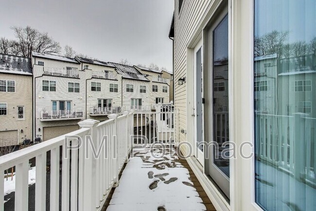 Building Photo - 2547 Auden Dr
