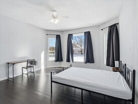 Building Photo - 304 N Grand Ave