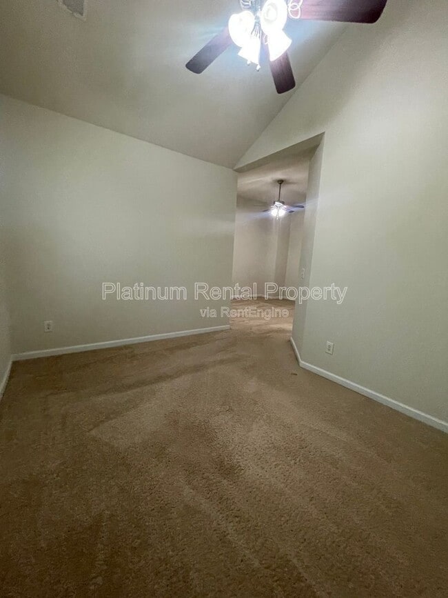 Building Photo - 1515 Dolcetto Trce