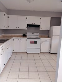 Building Photo - 1120 Sherron Ave