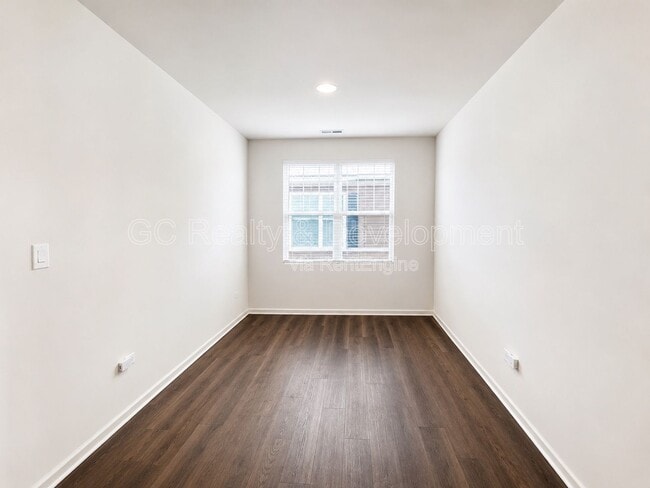 Building Photo - 14729 Greenbriar Dr