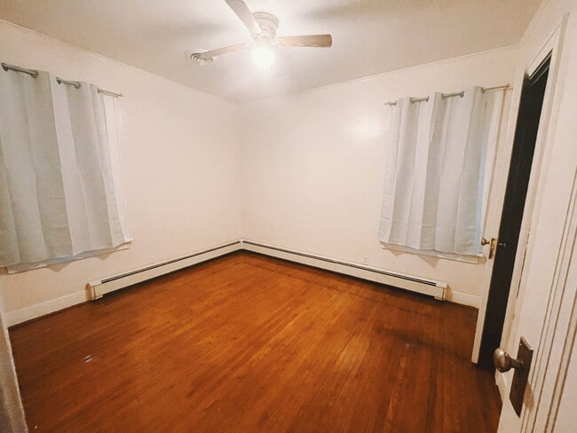 Building Photo - 1212 Briargate Ave