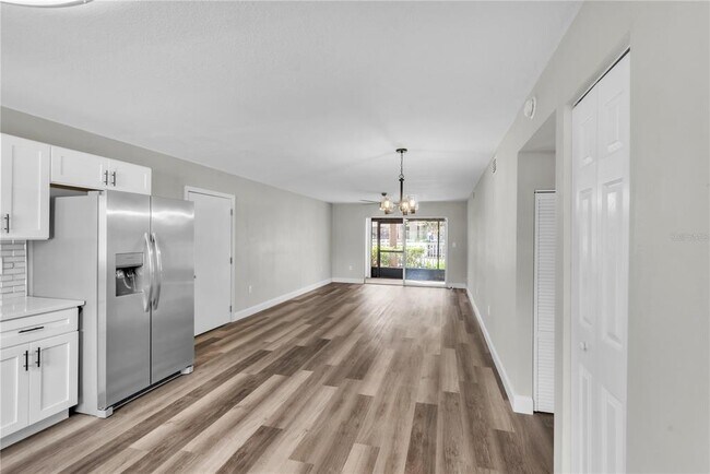 Building Photo - 8640 Tahoe Ct