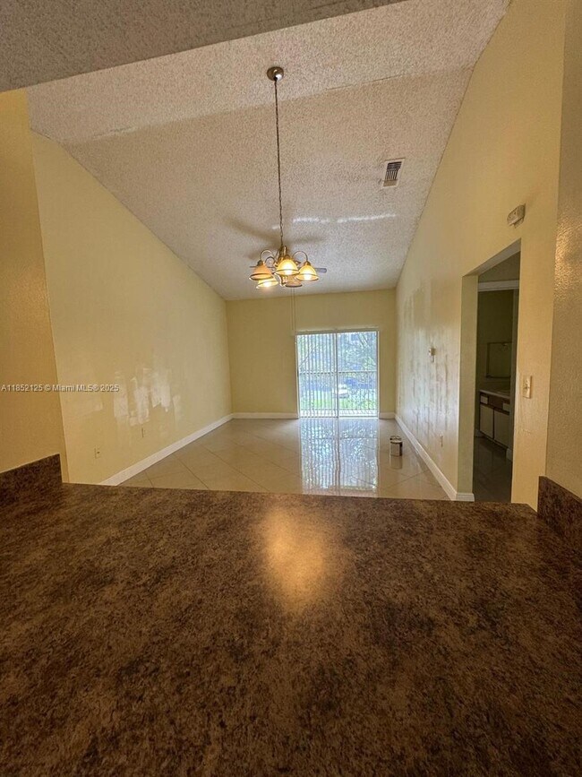 Building Photo - 2238 SW 81st Ave
