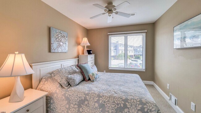 Building Photo - 505 Harbour Cove