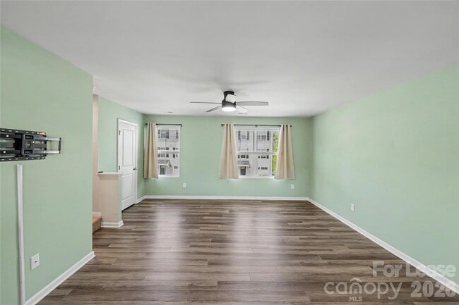 Building Photo - 6042 Cutwater Cir