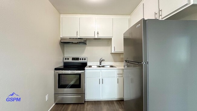 Interior Photo - Imperial Beach Palms