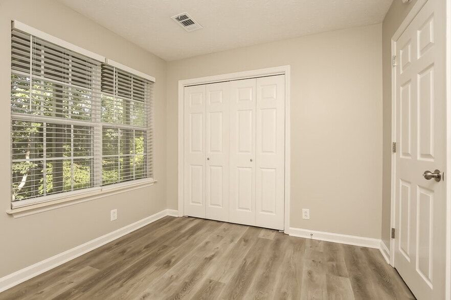 Building Photo - 5356 Village Way