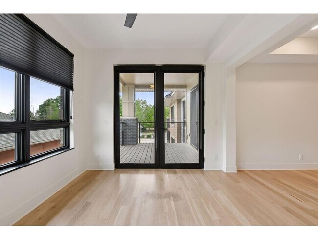 Building Photo - 222 Ferndale Rd S
