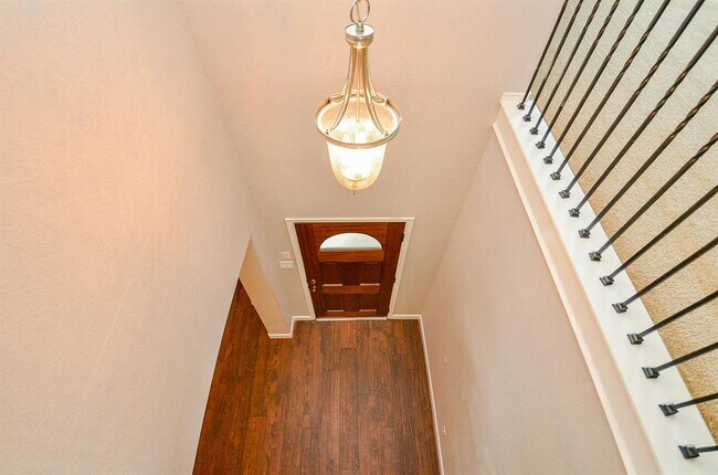 Building Photo - 25418 Lockspur Dr
