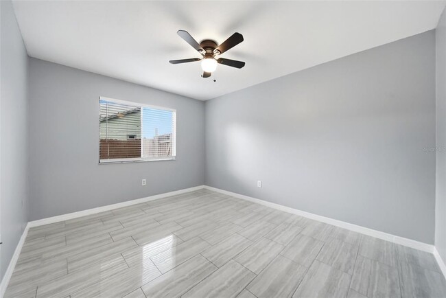 Building Photo - 8334 Crosswicks Dr