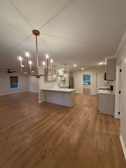 Building Photo - 88381 Diamondhead Dr E