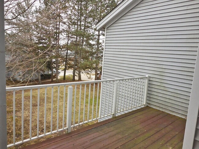 Building Photo - 4314 Hillside Dr