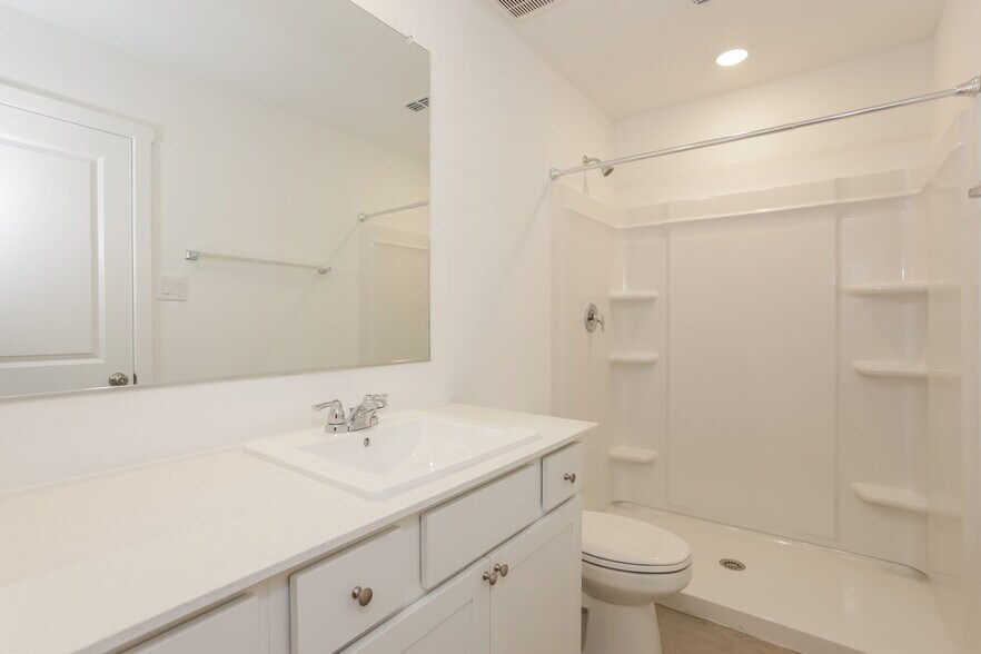 Building Photo - 10513 Sequoia Dr