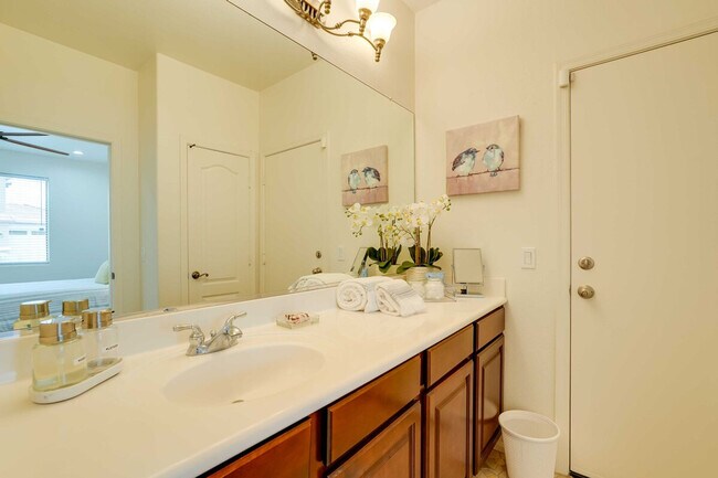 Building Photo - 17547 W Eugene Terrace