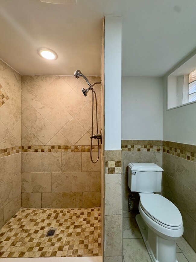 Building Photo - 3903 Innerdale Ct