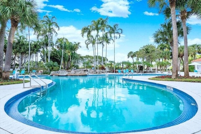 Building Photo - 3300 NE 192 St