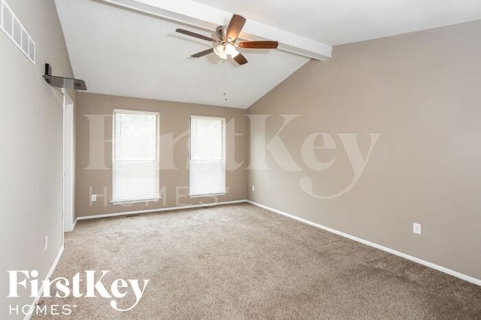 Building Photo - 611 Foxtail Dr
