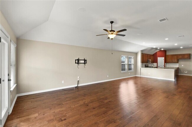 Building Photo - 2913 Consuelo Wy