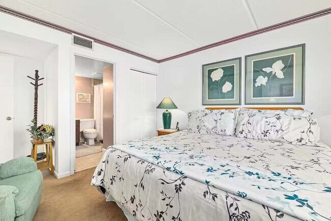 Building Photo - 880-A1A A1A Beach Blvd