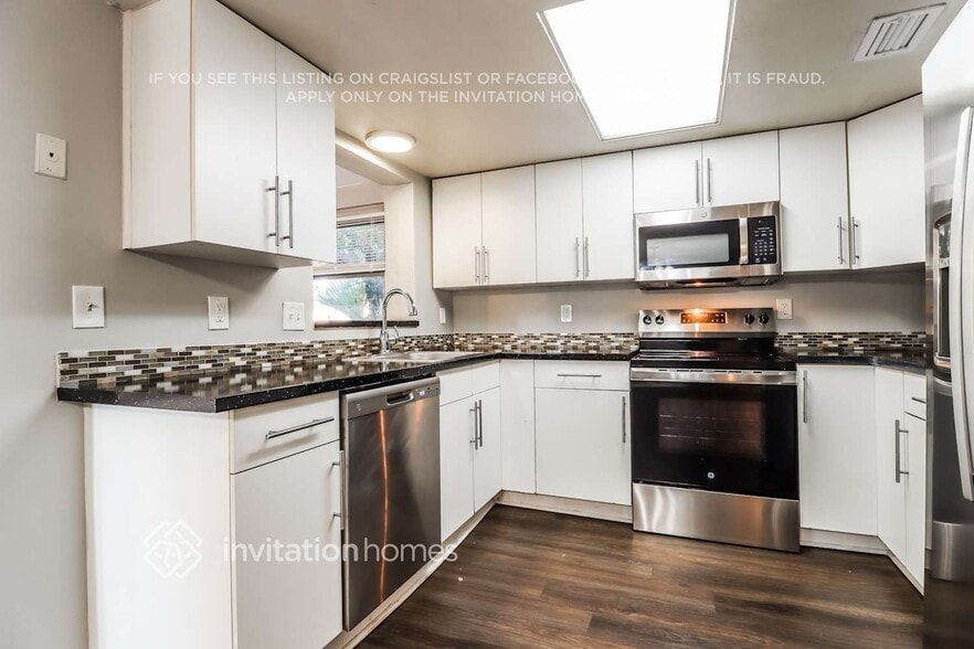 Building Photo - 1830 N Keene Rd