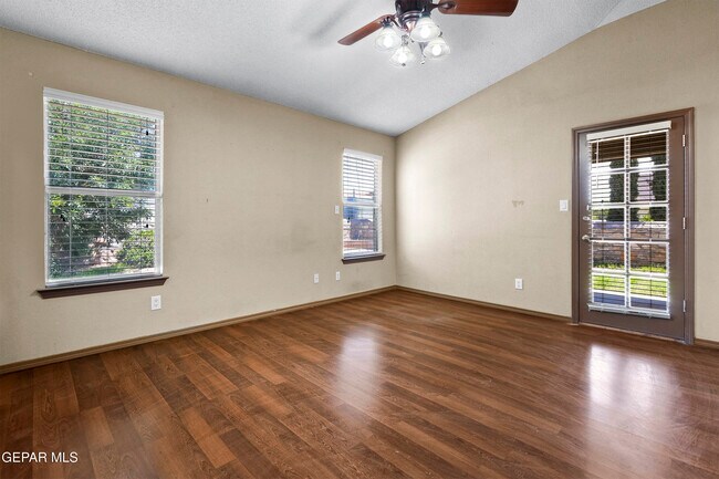 Building Photo - 14069 Lago Seco Dr