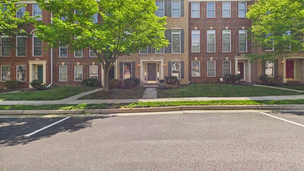 Building Photo - 25807 Turlough Ter