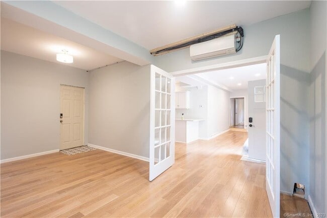 Building Photo - 55 Cider Mill Ln