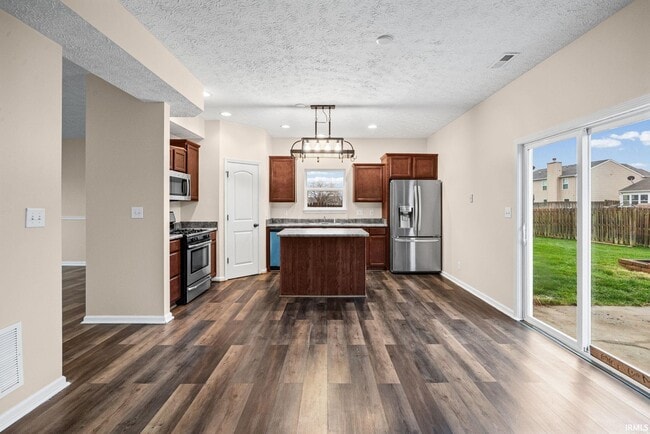 Building Photo - 2867 Katmai Ct