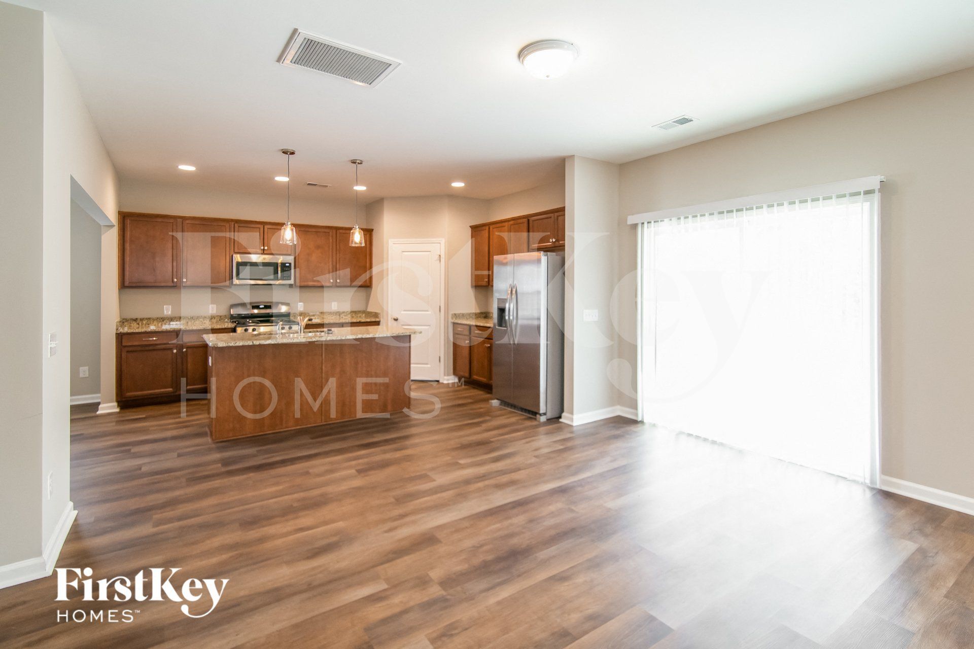 Building Photo - 226 Hyrne Dr