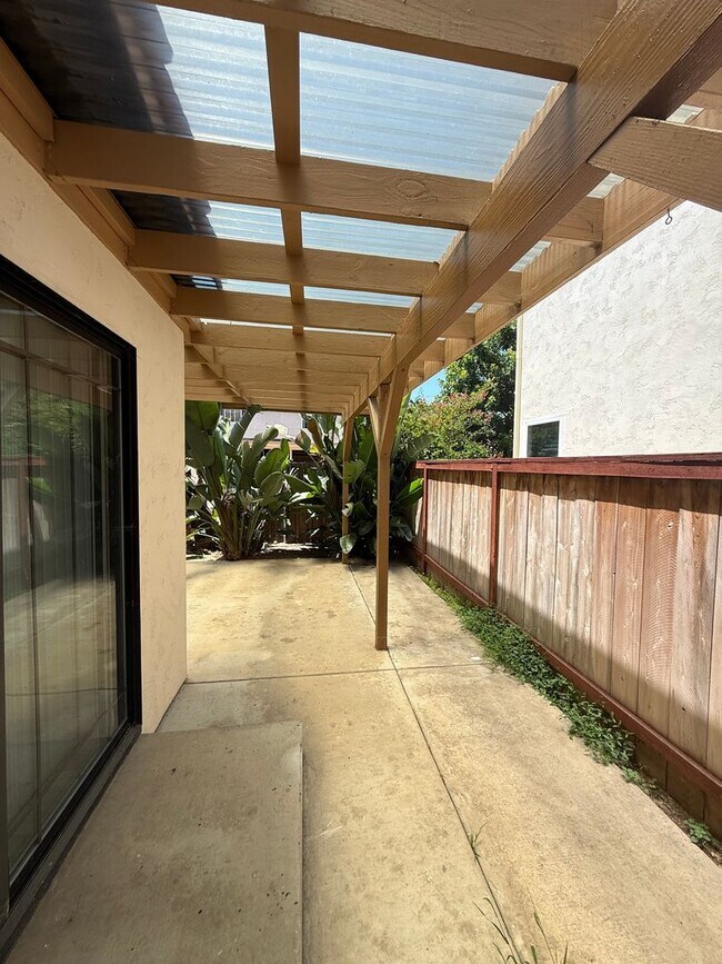Building Photo - Beautiful Home in Pacific Beach
