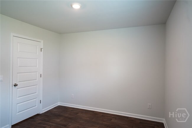 Building Photo - 139 Painted Lady Lp