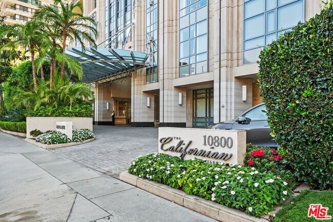 Building Photo - 10800 Wilshire Blvd