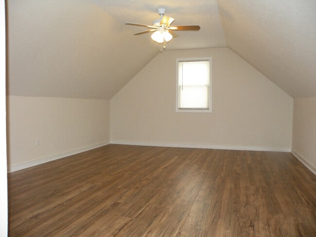 Building Photo - 3583 Chelton Rd