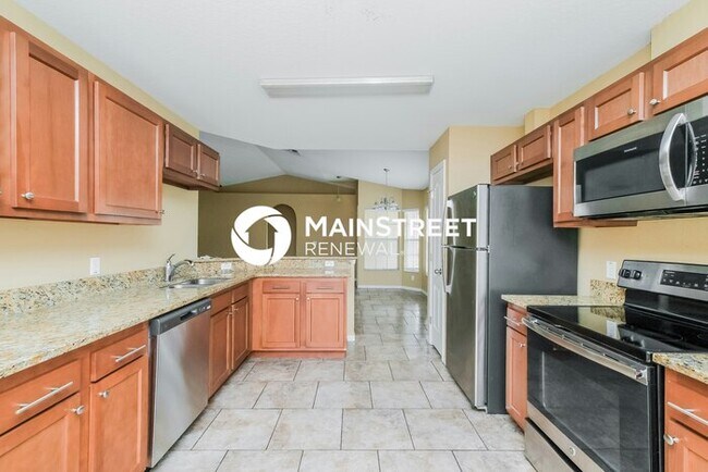 Building Photo - 3 Bedroom Pet-Friendly Home in Spring Hill, FL with Main Street Renewal