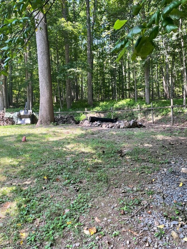 Building Photo - 3 Bedroom Home in Dauphin