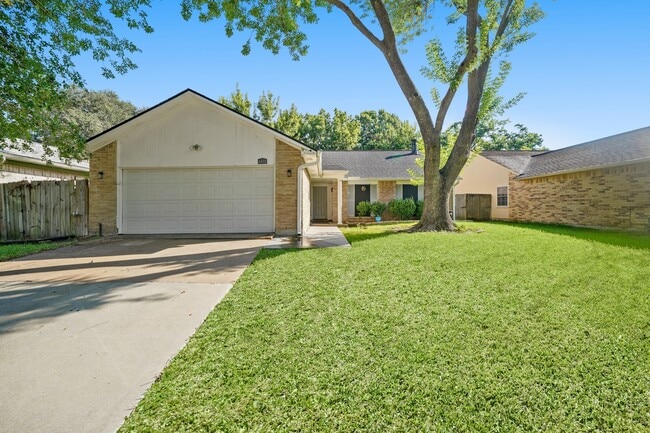 Primary Photo - 6811 Blue Ridge Dr