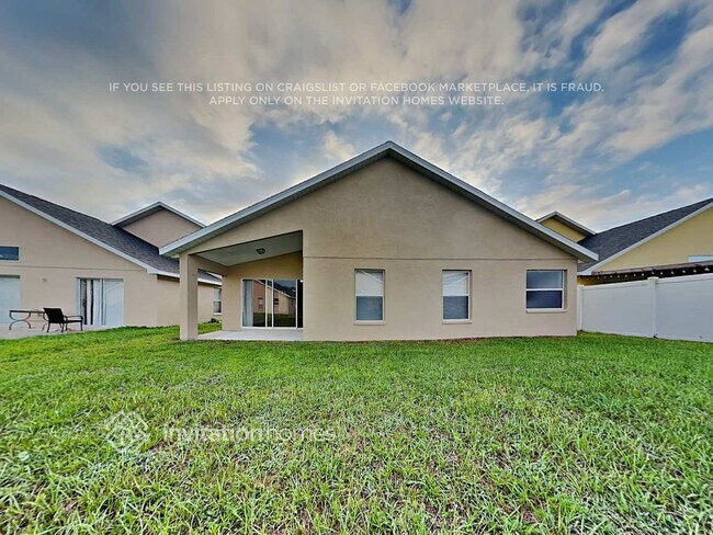 Building Photo - 1151 Sophia Blvd