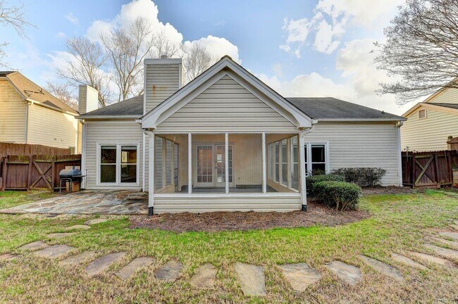 Building Photo - 200 Pine Bridge Trail