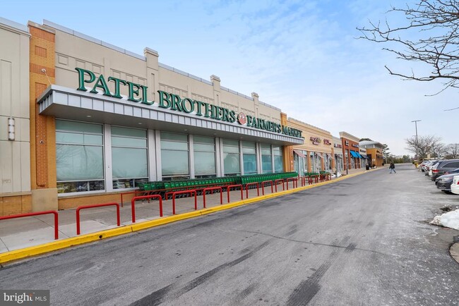 Building Photo - 9410 Walburg Way