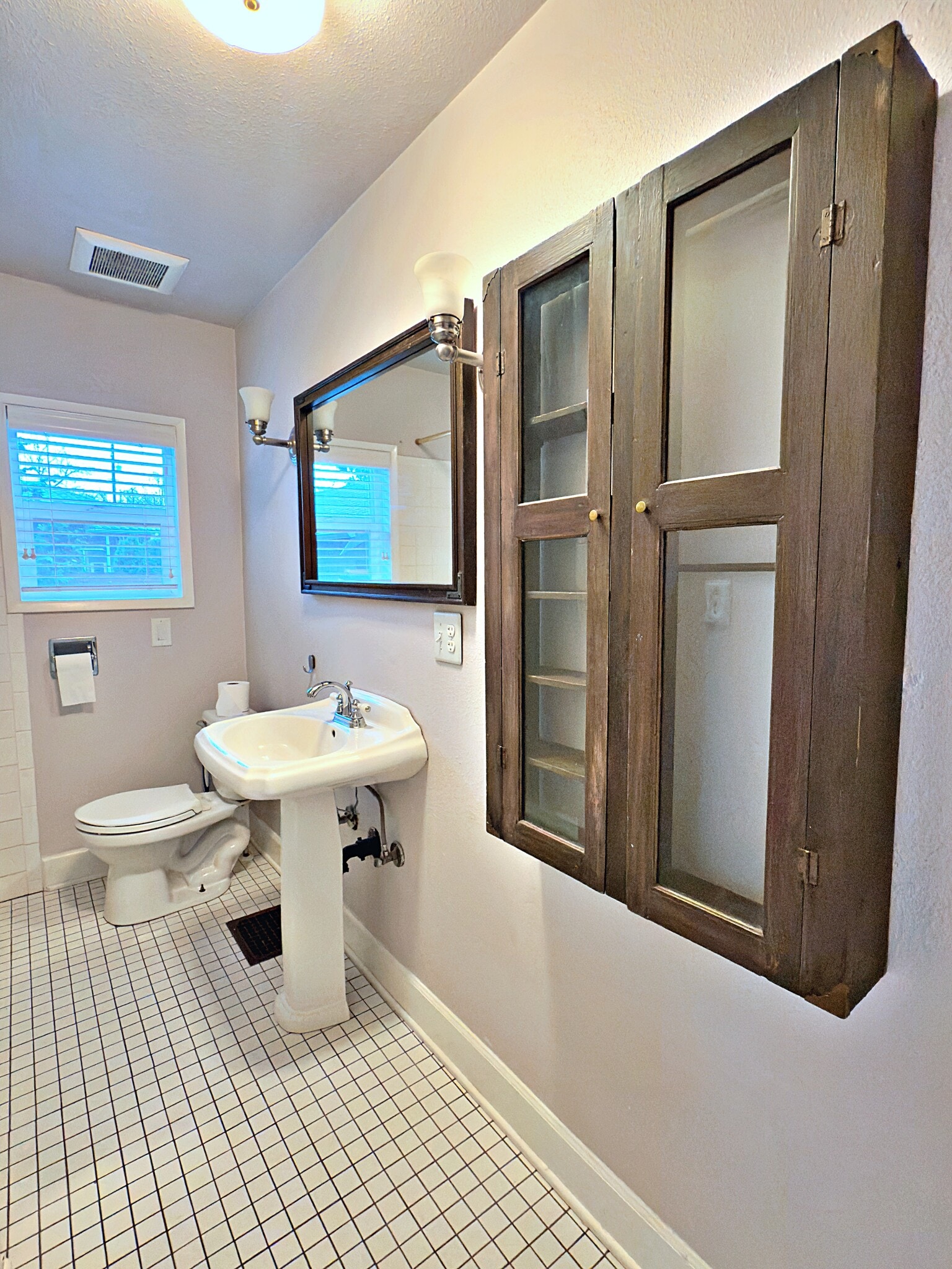 Building Photo - 4631 SE Clinton St