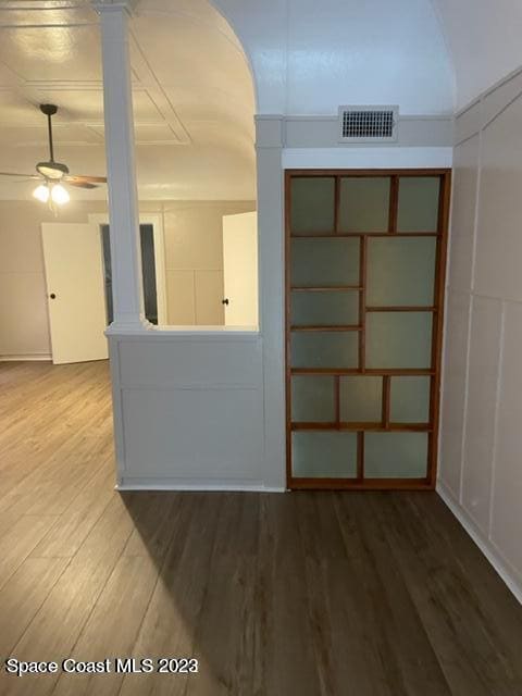 Building Photo - 2206 Irwin St