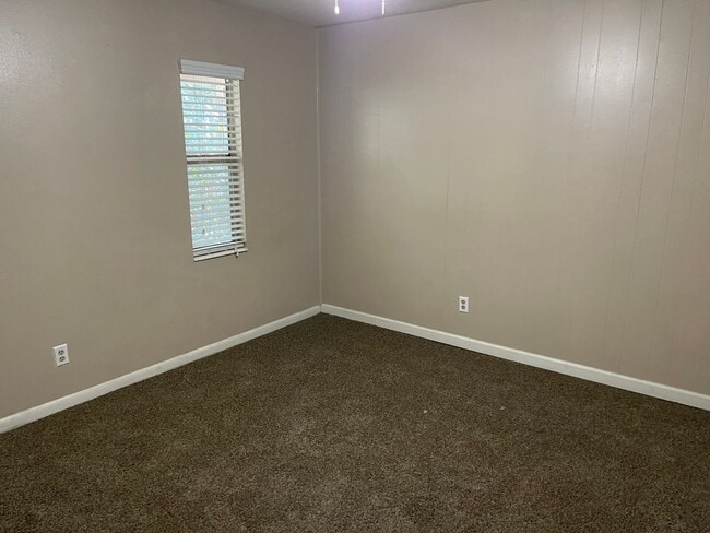 Building Photo - MIDTOWN STATION