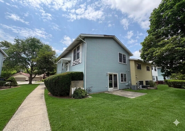Building Photo - 1826 Prentiss Dr
