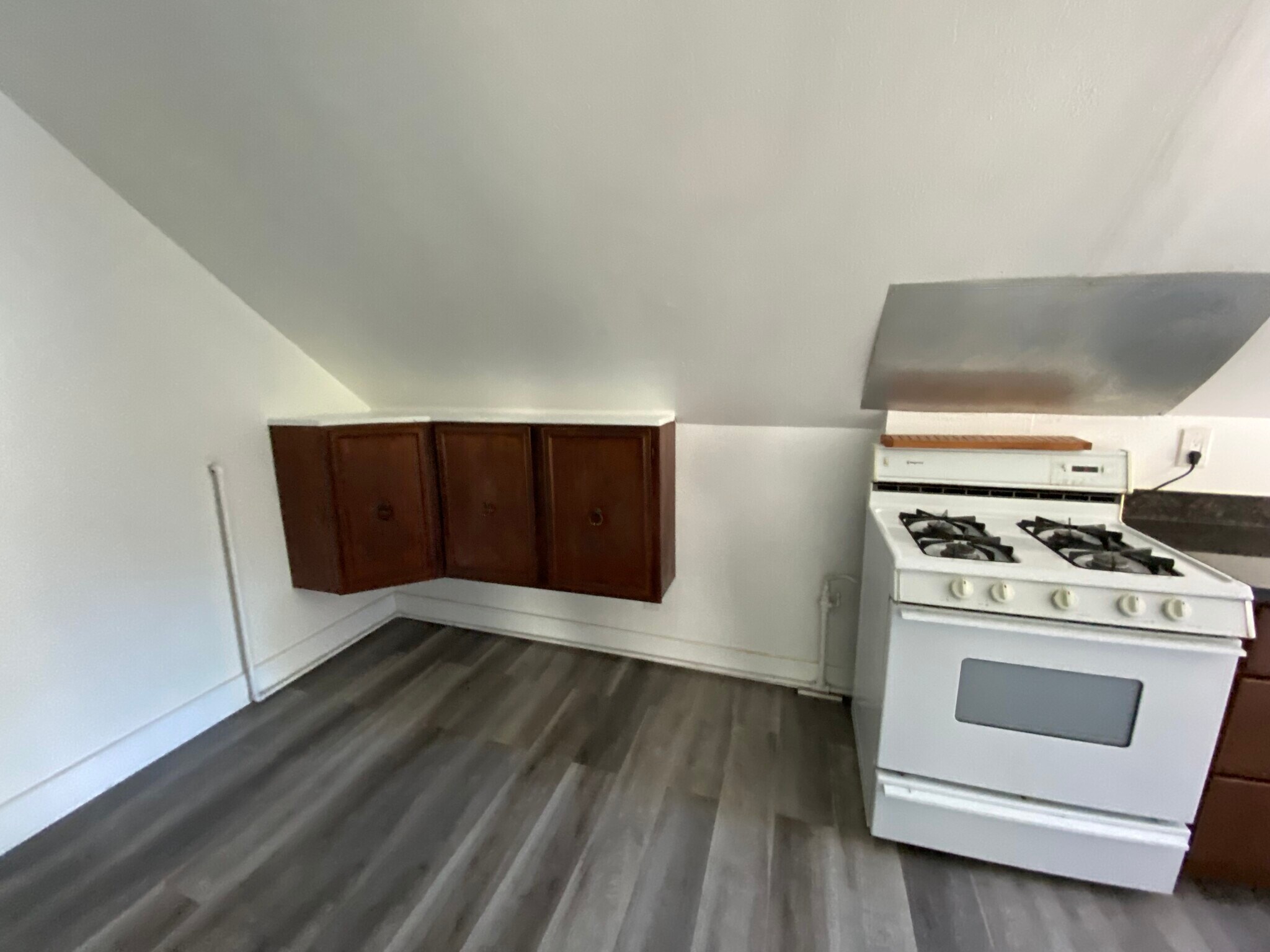 Building Photo - 2531 Ridge Rd