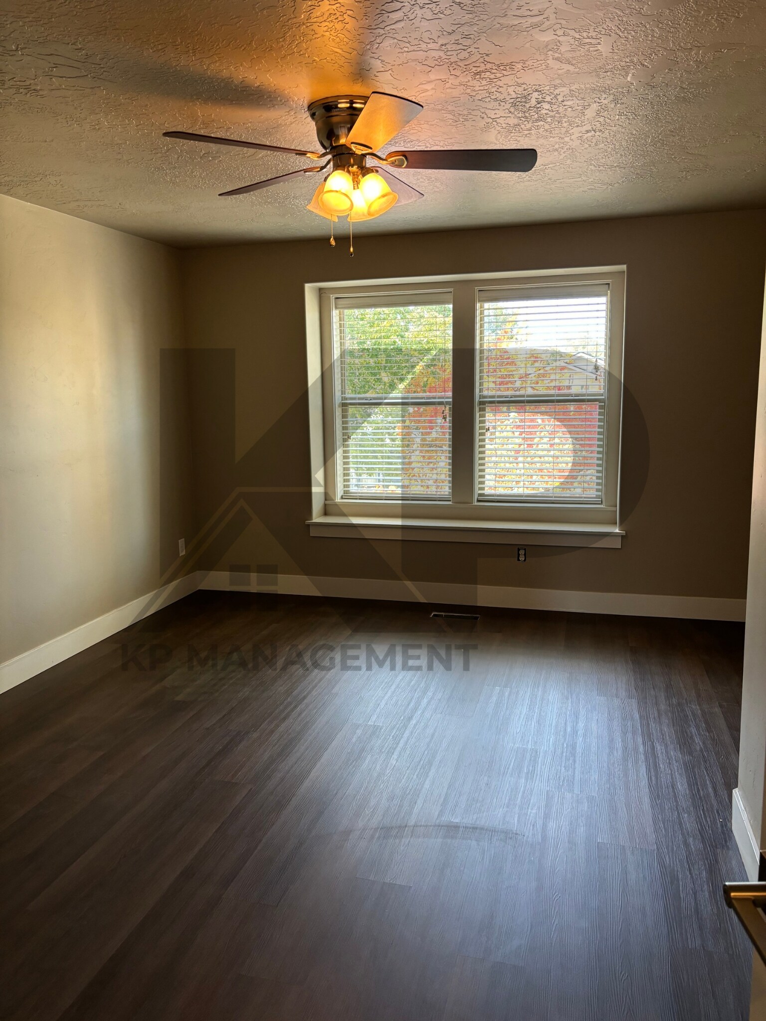 Building Photo - 2004 S Kerr St