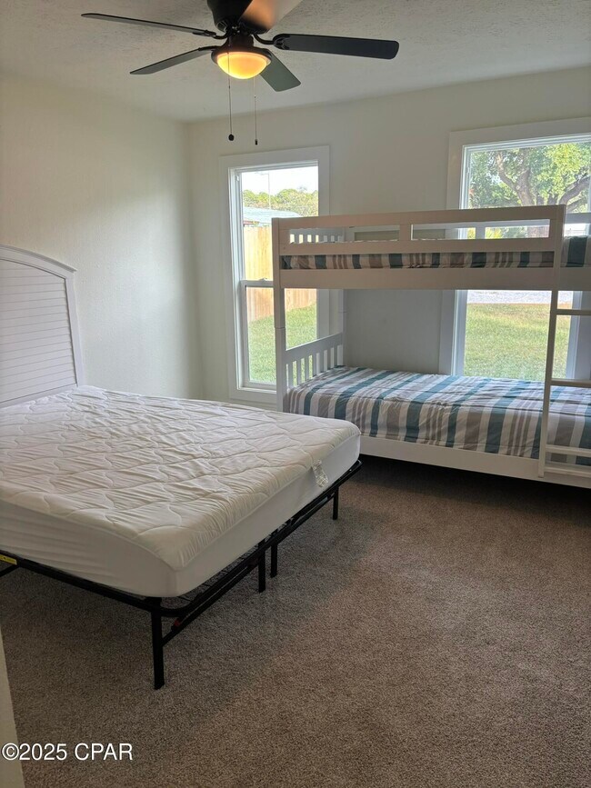 Building Photo - 2809 Lagoon Knoll Dr