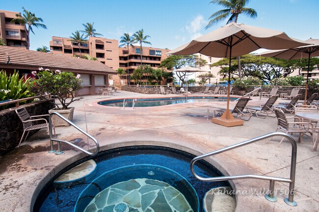 Spa and pool area - 4242 Lower Honoapiilani Rd