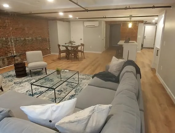 Building Photo - 438 Fore St