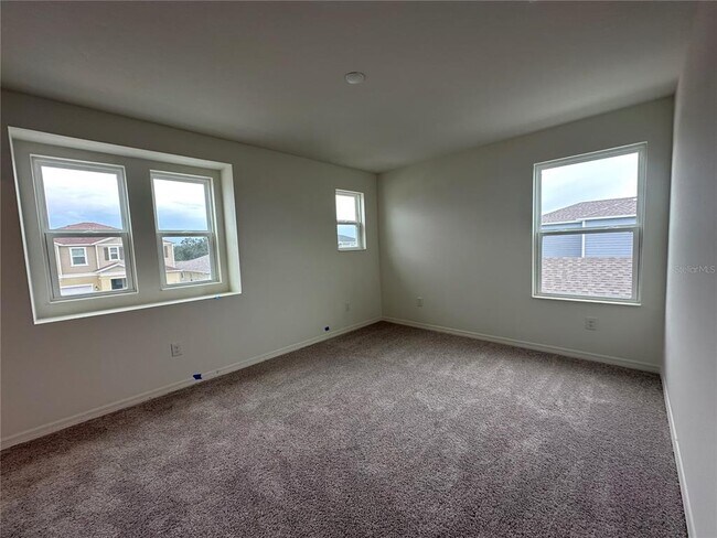 Building Photo - 37411 Roanoke River Wy